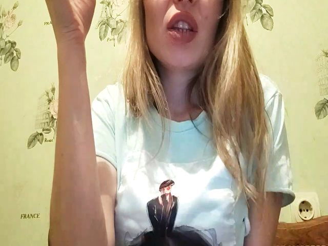 Live sex webcam photo for Otta_Ra #271483904