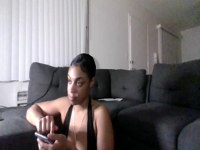 Live sex webcam photo for icydymond #271488388