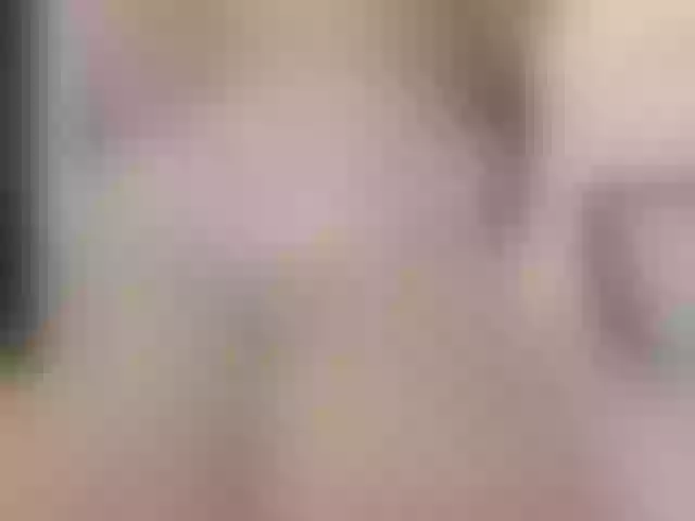 Live sex webcam photo for SophieSaenz #271495105