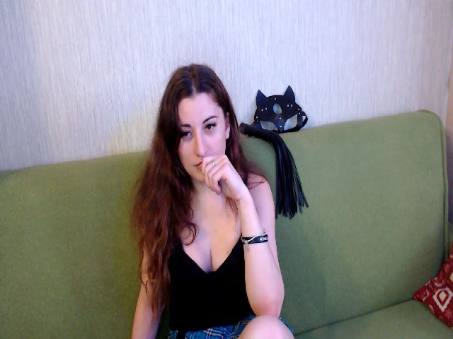 Live sex webcam photo for HelenAdams #271490111