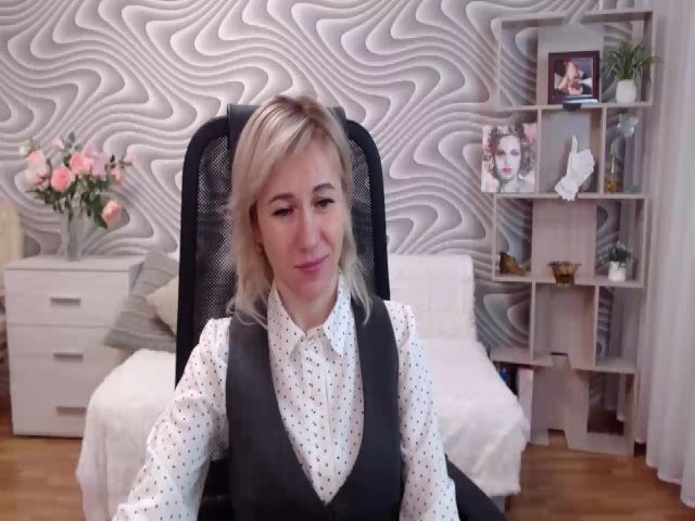 Live sex webcam photo for SvenIsolde #271493324