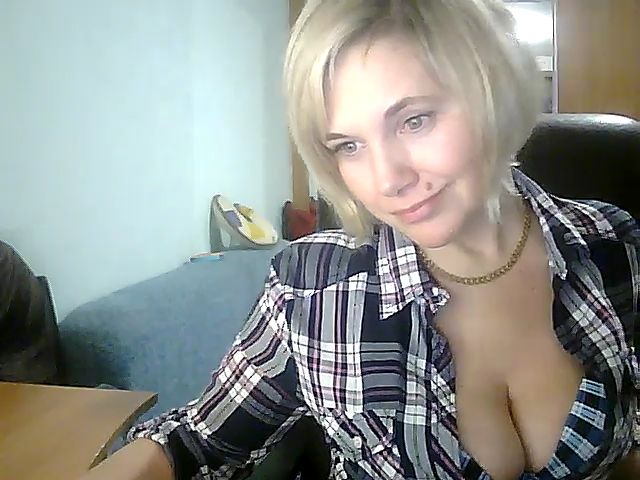 Live sex webcam photo for Vivid_Glance #271496671