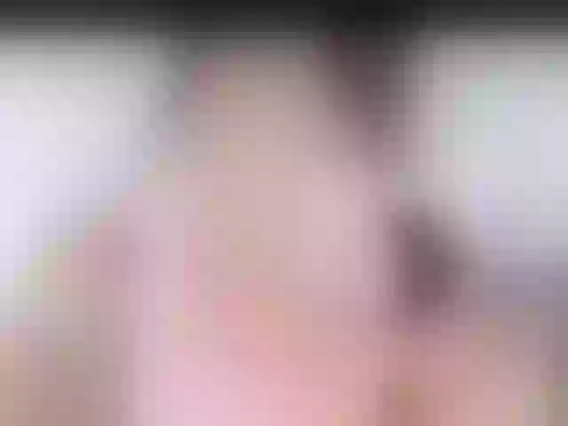 Live sex webcam photo for emilysuarez #271491146