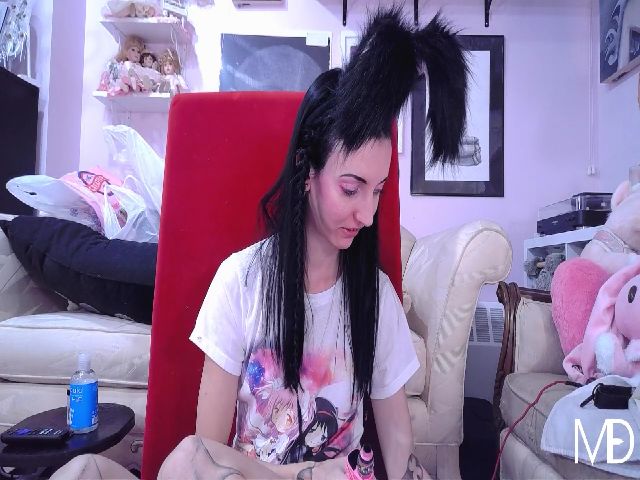 Live sex webcam photo for MischaDoll #271497083