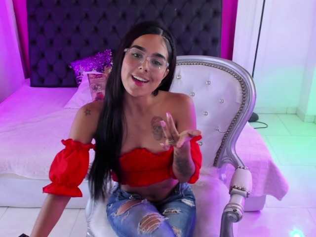 Live sex webcam photo for maray-11 #271484326