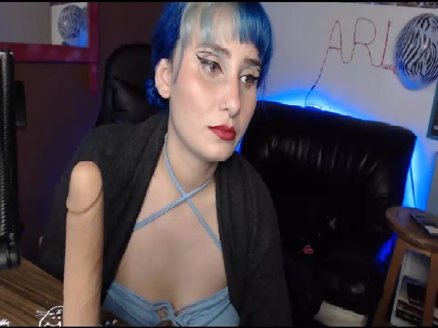 Live sex webcam photo for ari_hillberry #271496339