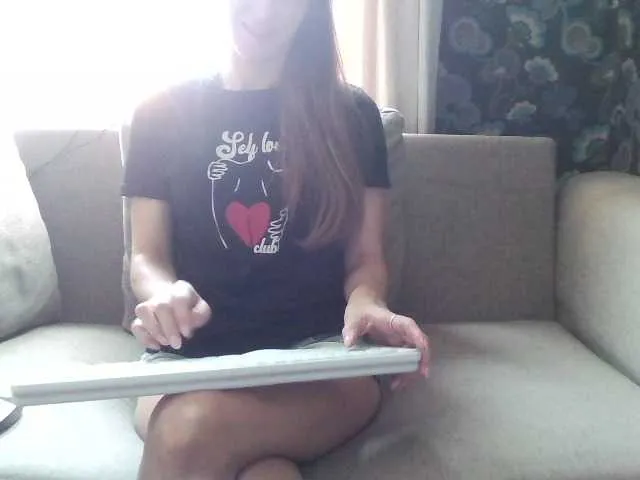 Live sex webcam photo for YourMariya #271505226