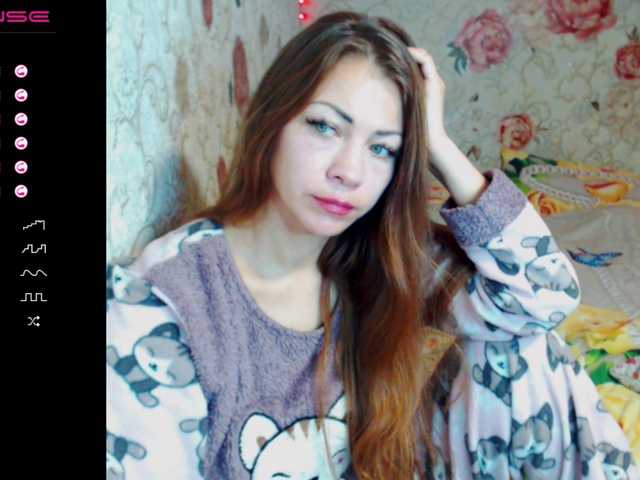 Live sex webcam photo for Kamilla-18 #271497955