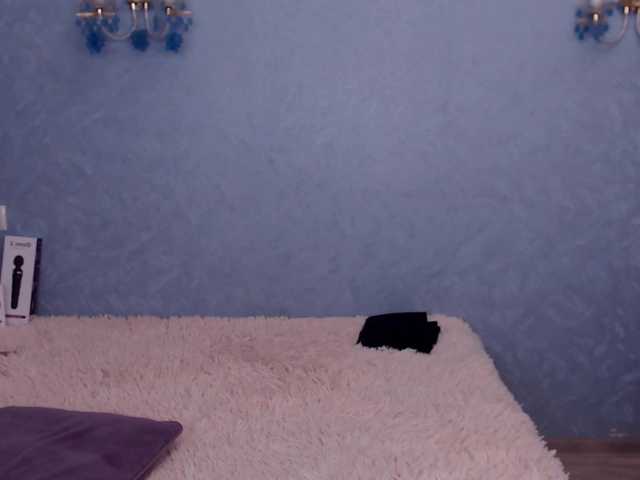 Live sex webcam photo for LadyMoonLight #271498790