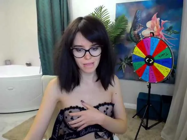 Live sex webcam photo for RaspberryJjam #271498611
