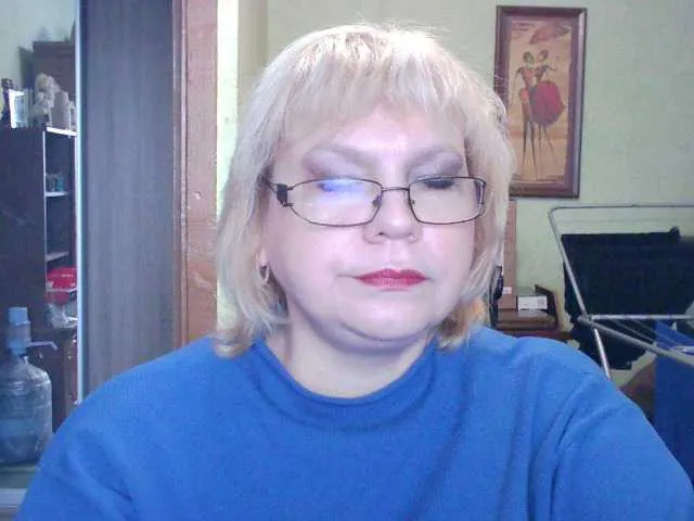 Live sex webcam photo for LOLA88888 #271505177