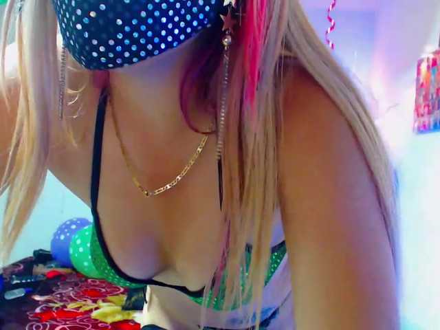 Live sex webcam photo for karlagrey #271498719