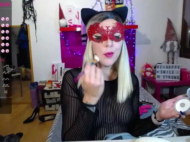 Live sex webcam photo for xLollyxPopx #271498023