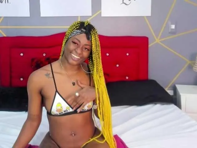 Live sex webcam photo for LanirTahurtt #271498603