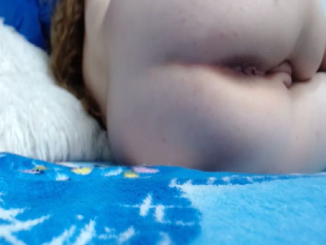 Live sex webcam photo for Honey21_ #271511046