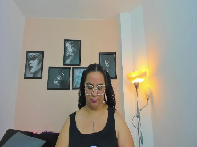 Live sex webcam photo for alejandratayl #271500565