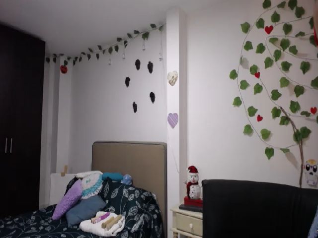 Live sex webcam photo for Lila_x #271510699