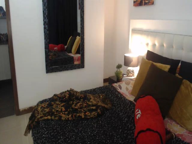 Live sex webcam photo for Pamelas_ #271499643