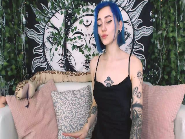 Live sex webcam photo for Space_Eva #271500897