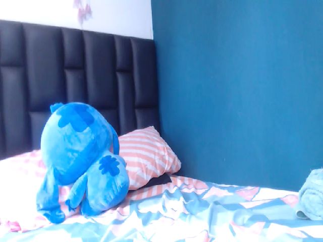 Live sex webcam photo for Camii_osoriio #271507795