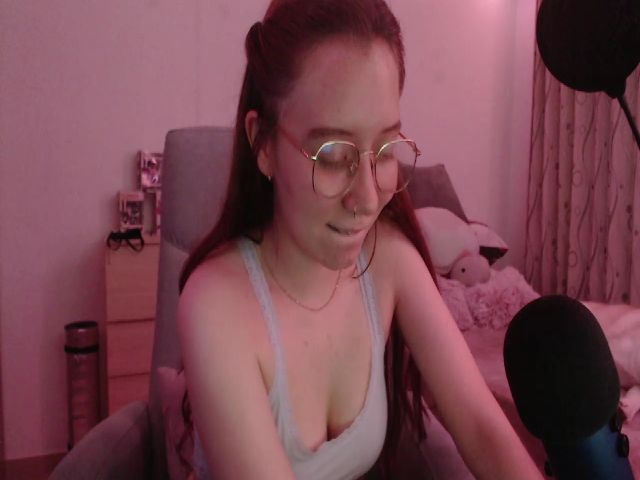 Live sex webcam photo for Arlin_Crow #271500078