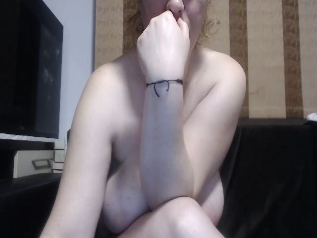 Live sex webcam photo for squirtblonde #271500659
