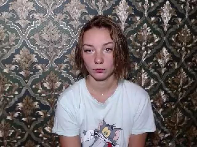 Live sex webcam photo for Emi_lywild #271501159