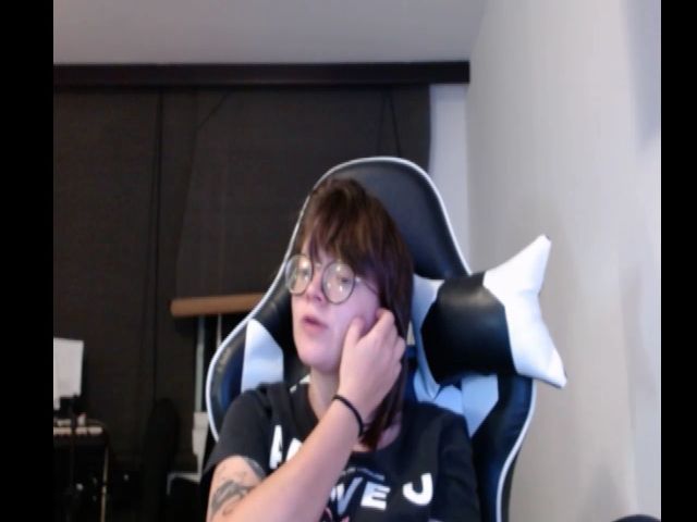 Live sex webcam photo for Arya_stark_ #271499734