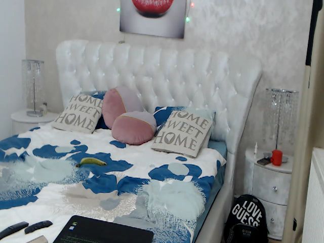 Live sex webcam photo for BlondeeFairy #271511520