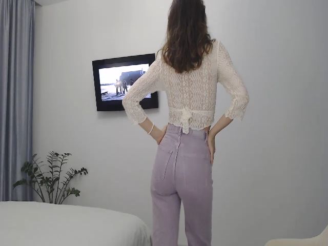 Live sex webcam photo for AnnaGood #271512187