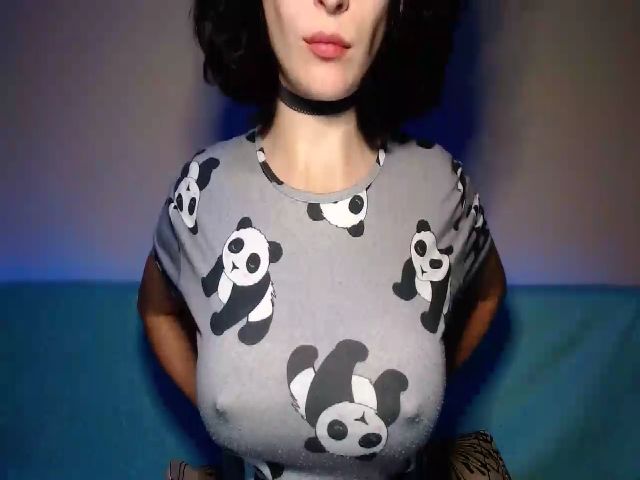Live sex webcam photo for Khriss_69 #271512193