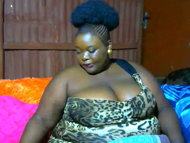 Live sex webcam photo for Queenbbw694u #271497526