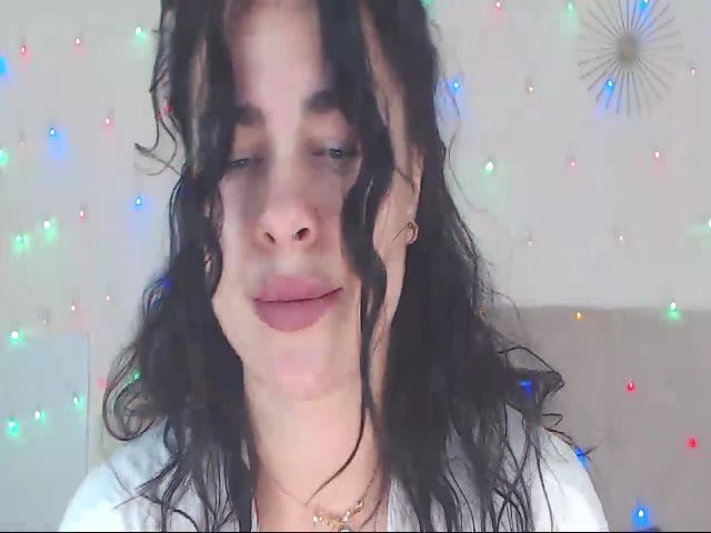 Live sex webcam photo for ErikaCurtees #271503874