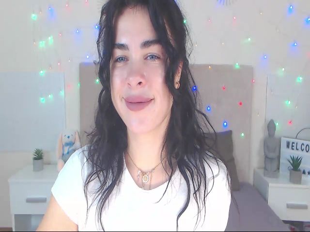 Live sex webcam photo for ErikaCurtees #271504190