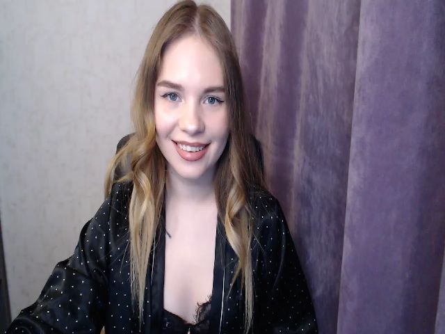 Live sex webcam photo for minishy #271506790