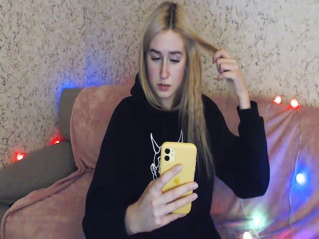 Live sex webcam photo for Honey_dream #271512135