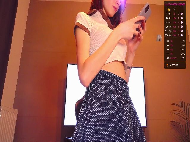 Live sex webcam photo for MulberryyBaby #271509949