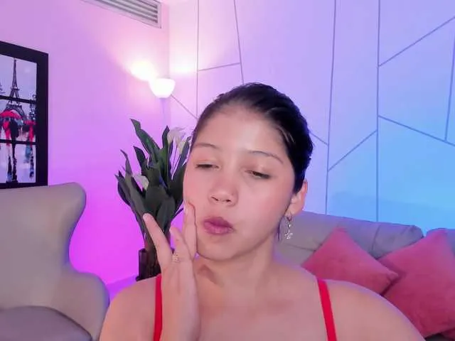 Live sex webcam photo for MandyWolf #271509051