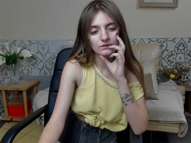 Live sex webcam photo for Kamillasins #271508833