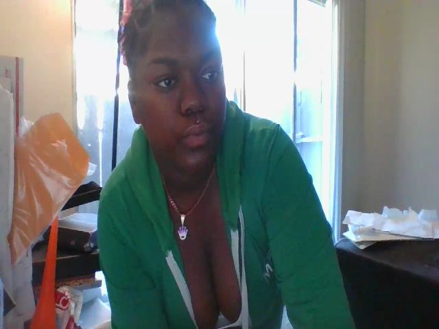 Live sex webcam photo for Bigbootibambi #271511961