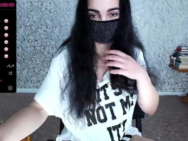 Live sex webcam photo for 666Lavensi666 #271505092