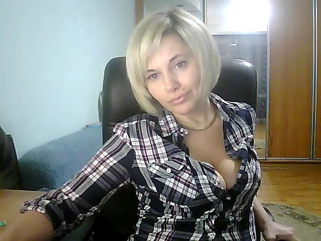 Live sex webcam photo for Vivid_Glance #271507079