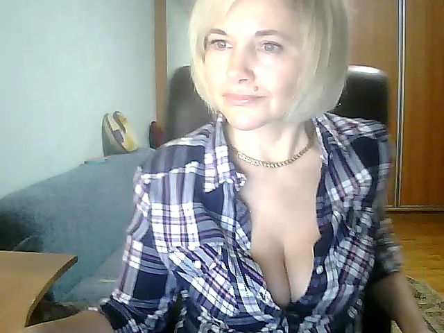 Live sex webcam photo for Vivid_Glance #271510691