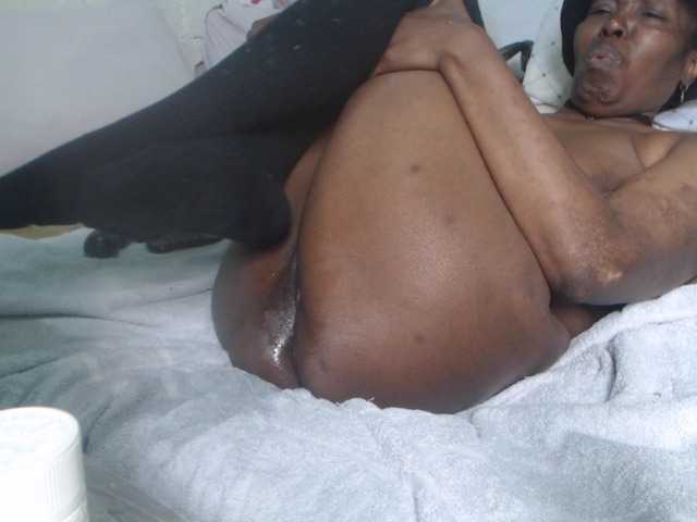 Live sex webcam photo for blackpearl51 #271501731