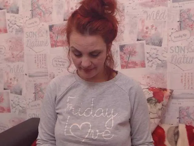 Live sex webcam photo for YouRedPassion #271505364