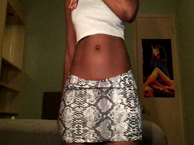 Live sex webcam photo for IsabelHunter #271503831