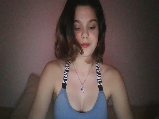 Live sex webcam photo for AriahKiss #271507120