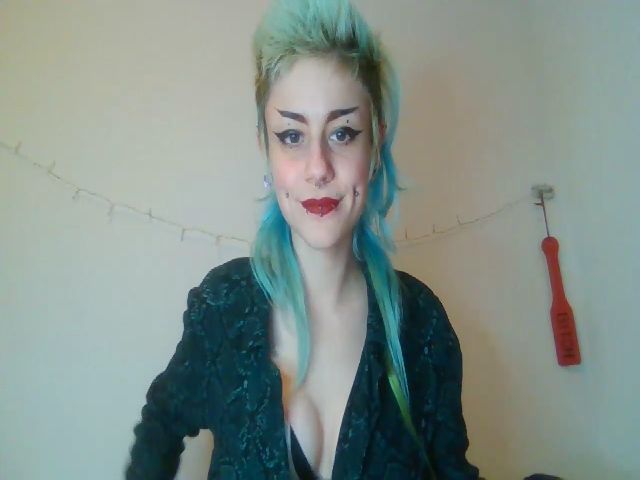 Live sex webcam photo for Punky_heidi #271507861