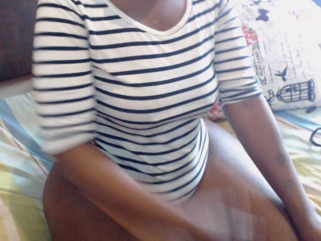 Live sex webcam photo for ITALLABOUTAZZ #271502020