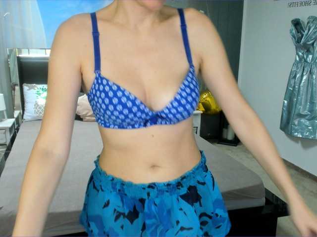 Live sex webcam photo for hotmaturexox #271505447